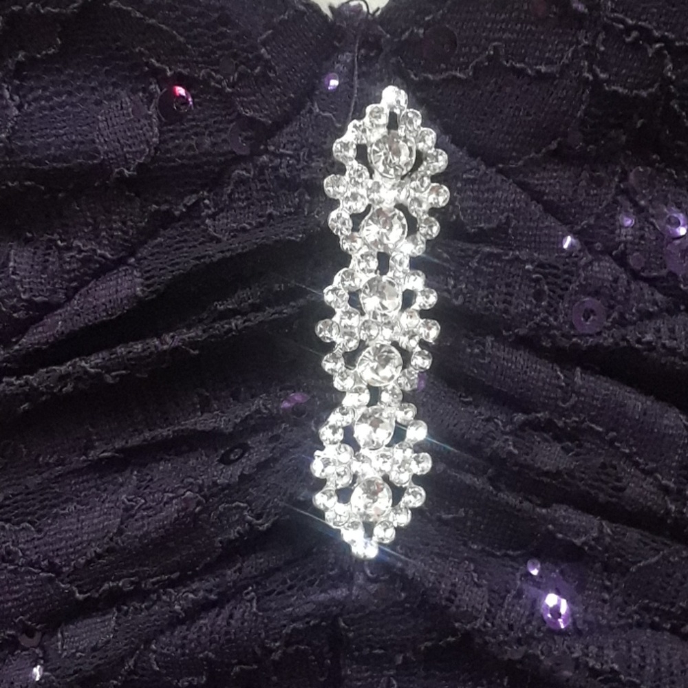Party Dress For Events - Picture 2 of 3